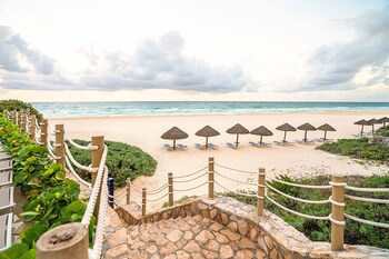 Grand Park Royal Cancun -  All Inclusive