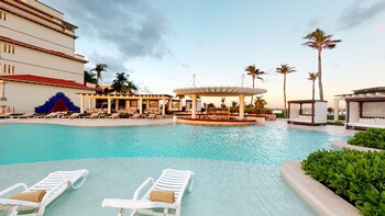 Grand Park Royal Cancun -  All Inclusive