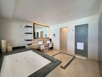 Grand Park Royal Cancun -  All Inclusive