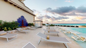 Grand Park Royal Cancun -  All Inclusive