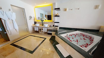 Grand Park Royal Cancun -  All Inclusive