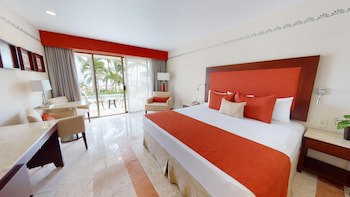 Grand Park Royal Cancun -  All Inclusive