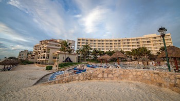 Grand Park Royal Cancun -  All Inclusive