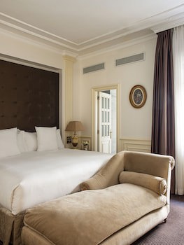 Gran Melia Fenix