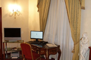 Pace Helvezia galeri fotoğrafı