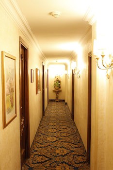 Pace Helvezia galeri fotoğrafı