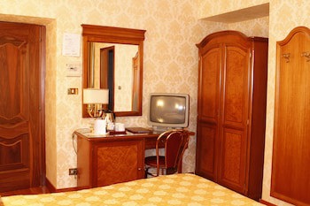 Pace Helvezia galeri fotoğrafı