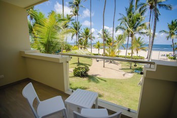 Coral Costa Caribe Beach Resort - All Inclusive