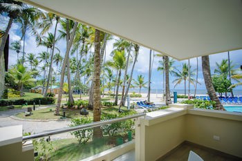 Coral Costa Caribe Beach Resort - All Inclusive