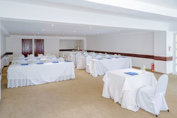 Coral Costa Caribe Beach Resort - All Inclusive