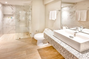 Coral Costa Caribe Beach Resort - All Inclusive