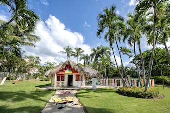 Coral Costa Caribe Beach Resort - All Inclusive