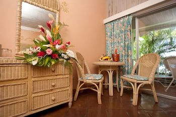 Coco Reef Resort And Spa