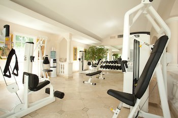 Coco Reef Resort And Spa