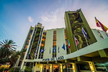 Porta Hotel Del Lago