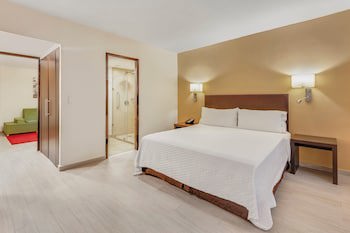 Fiesta Inn Guadalajara Expo