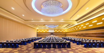 Novotel Manado Golf Resort & Convention Center