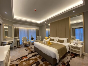 Puteri Wing, Riverside Majestic Hotel