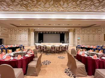 Puteri Wing, Riverside Majestic Hotel
