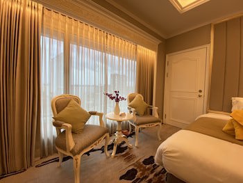 Puteri Wing, Riverside Majestic Hotel