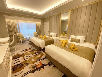 Puteri Wing, Riverside Majestic Hotel