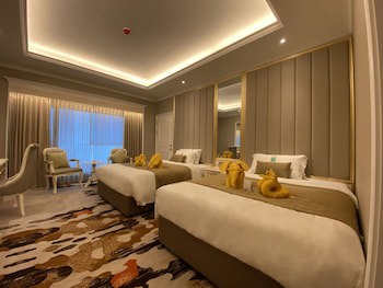 Puteri Wing, Riverside Majestic Hotel