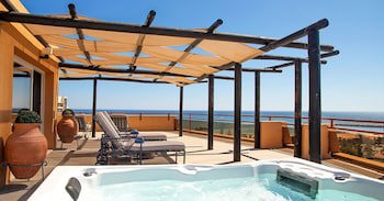 Dom Pedro Marina Boutique Hotel & Golf - Adults Friendly