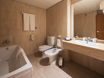 Dom Pedro Marina Boutique Hotel & Golf - Adults Friendly