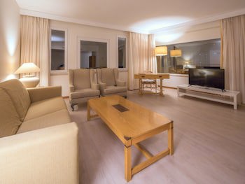 Dom Pedro Marina Boutique Hotel & Golf - Adults Friendly