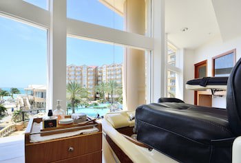 Divi Aruba Phoenix Beach Resort