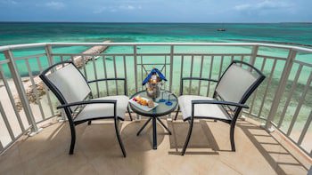 Divi Aruba Phoenix Beach Resort