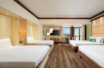 Dusit Beach Resort Guam