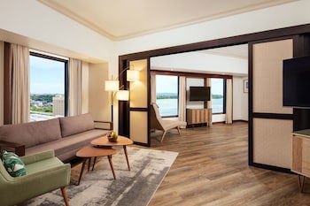 Dusit Beach Resort Guam