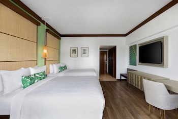 Dusit Beach Resort Guam