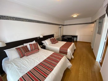 Golf Tower Suites & Apartments