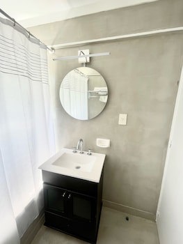 Golf Tower Suites & Apartments