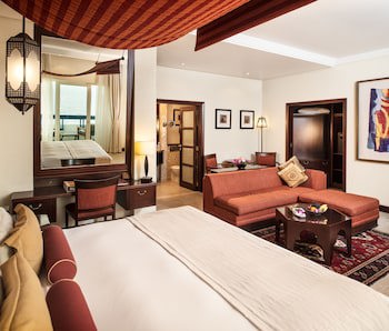 Ajman Hotel