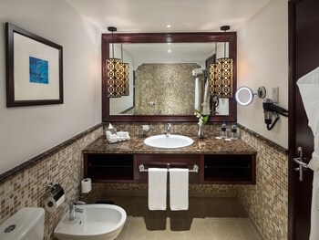 Ajman Hotel