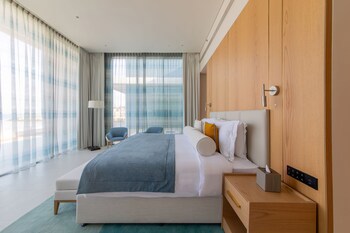 Ajman Hotel