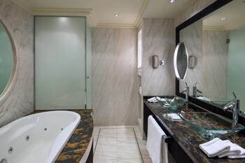 Sheraton Dammam Hotel & Convention Centre