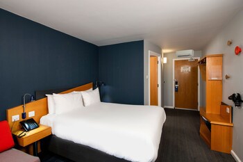 Holiday Inn Express Peterborough, An Ihg Hotel