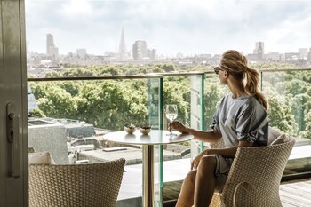 Four Seasons Hotel London At Park Lane