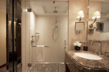 Four Seasons Hotel London At Park Lane