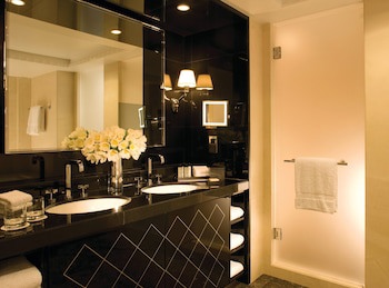 Four Seasons Hotel London At Park Lane