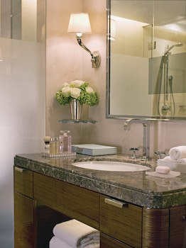 Four Seasons Hotel London At Park Lane