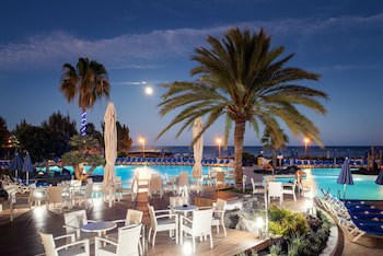 Hotel Grand Teguise Playa