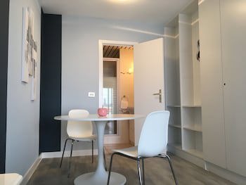 First Euroflat Hotel