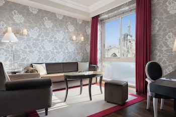 Sina De la Ville galeri fotoğrafı