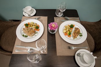 Gem Langham Court Hotel