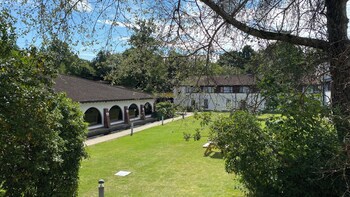 Europa Gatwick Hotel & Spa